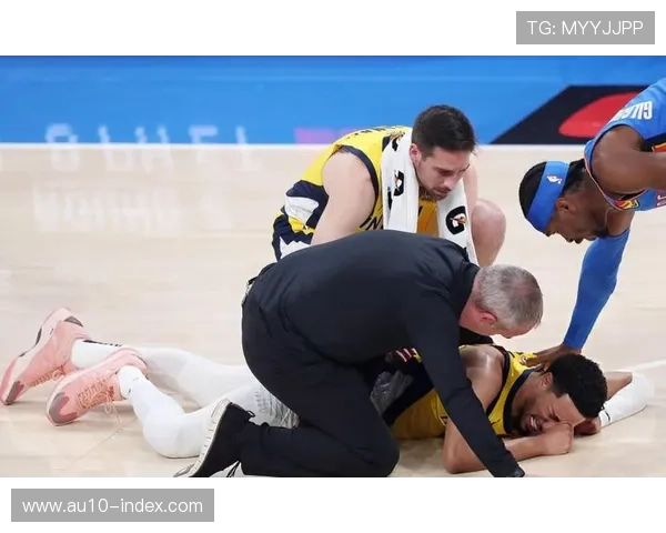 雷霆团队助攻27次，亚历山大15次助攻盘活全队进攻体系