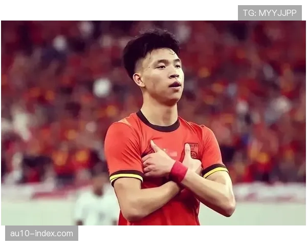 王钰栋连场破门显锋芒,浙江队客场四球逆转海牛 王钰栋连场破门显锋芒,浙江队客场四球逆转海牛