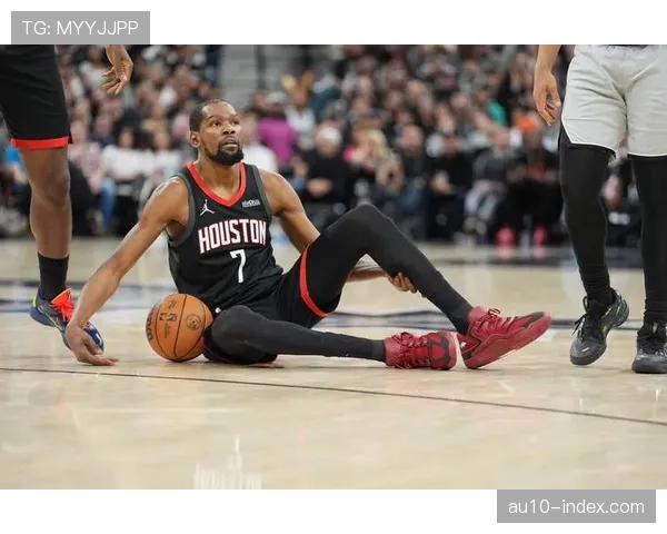 申京公开澄清队内不和传闻，强调杜兰特始终支持球队